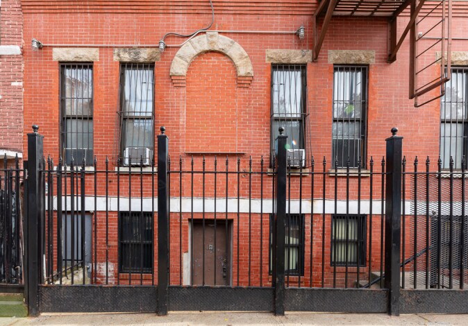 129 Carlton Ave, Brooklyn, NY à louer Photo du bâtiment- Image 1 de 2