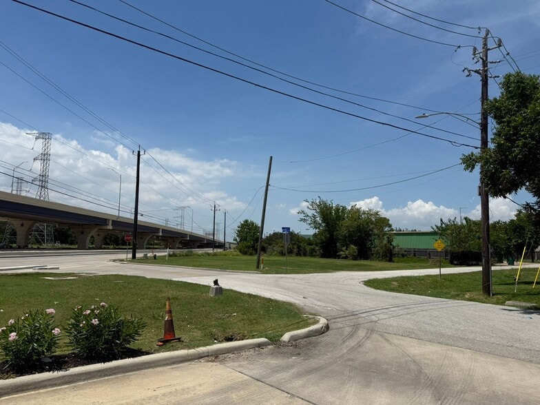 1400 Bayport Blvd, Seabrook, TX à vendre - Photo du bâtiment - Image 2 de 26