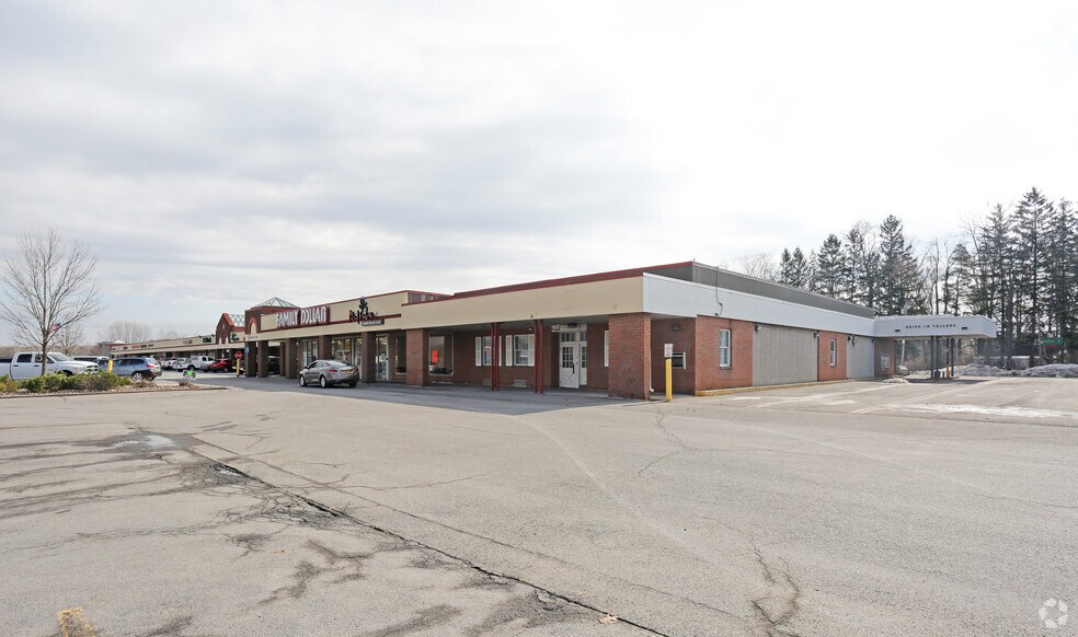 1752 Black River Blvd N, Rome, NY à vendre - Photo principale - Image 1 de 6