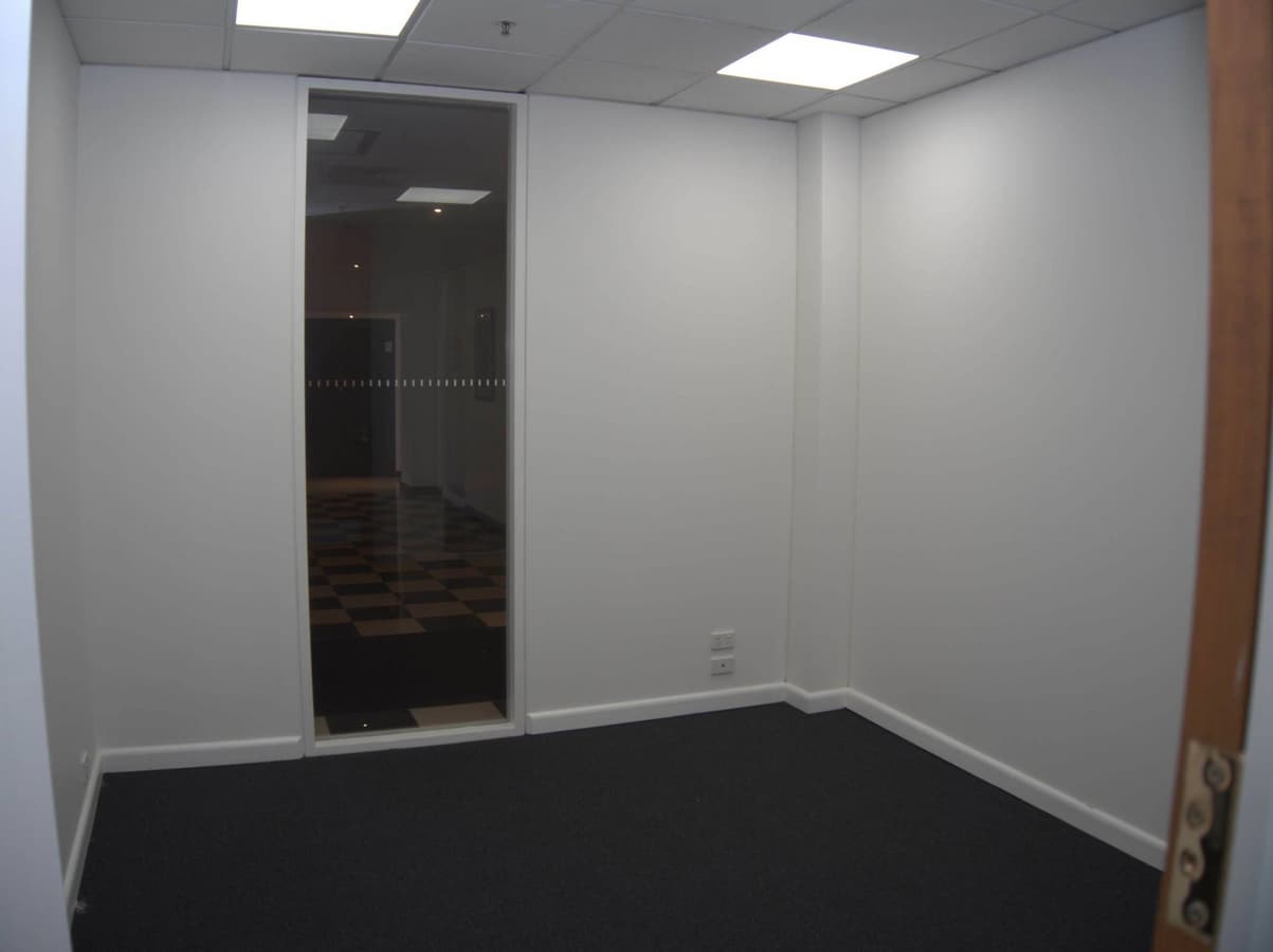 368 St Kilda Rd, Melbourne, VIC 3004 - Unit 407 - - Interior Photo - Image 2 of 5