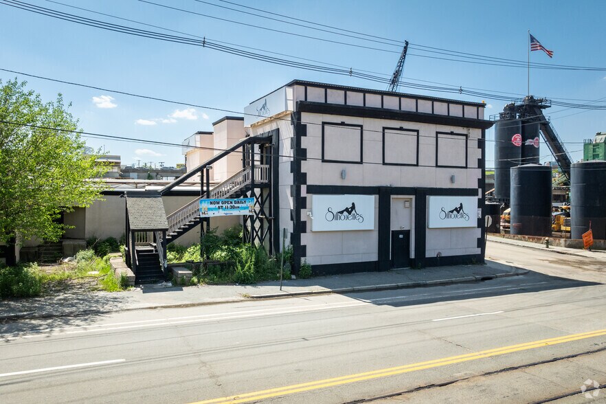 249-253 Allens Ave, Providence, RI à vendre - Photo du bâtiment - Image 3 de 6
