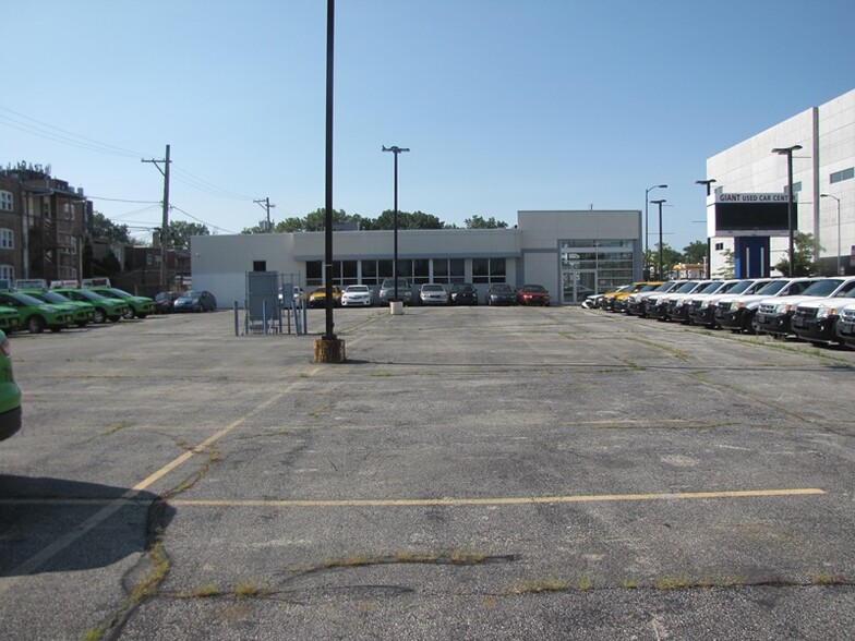 6017-6039 N Western Ave, Chicago, IL for sale - Building Photo - Image 3 of 13