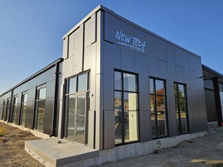 Plus de détails pour 645 Sandpiper Trl, Cottage Grove, WI - Industriel à vendre