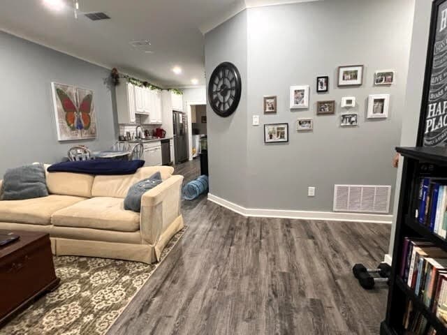 Multi Family- 5 units in Bullard, TX portfolio of 2 properties for sale on LoopNet.ca - Interior Photo - Image 3 of 33