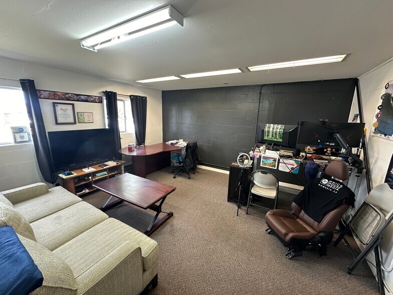 2800 S Rodeo Gulch Rd, Soquel, CA à louer - Photo intérieure - Image 2 de 11