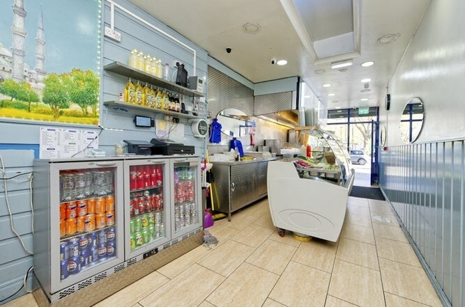 Turnpike Ln, London for lease - Interior Photo - Image 2 of 7