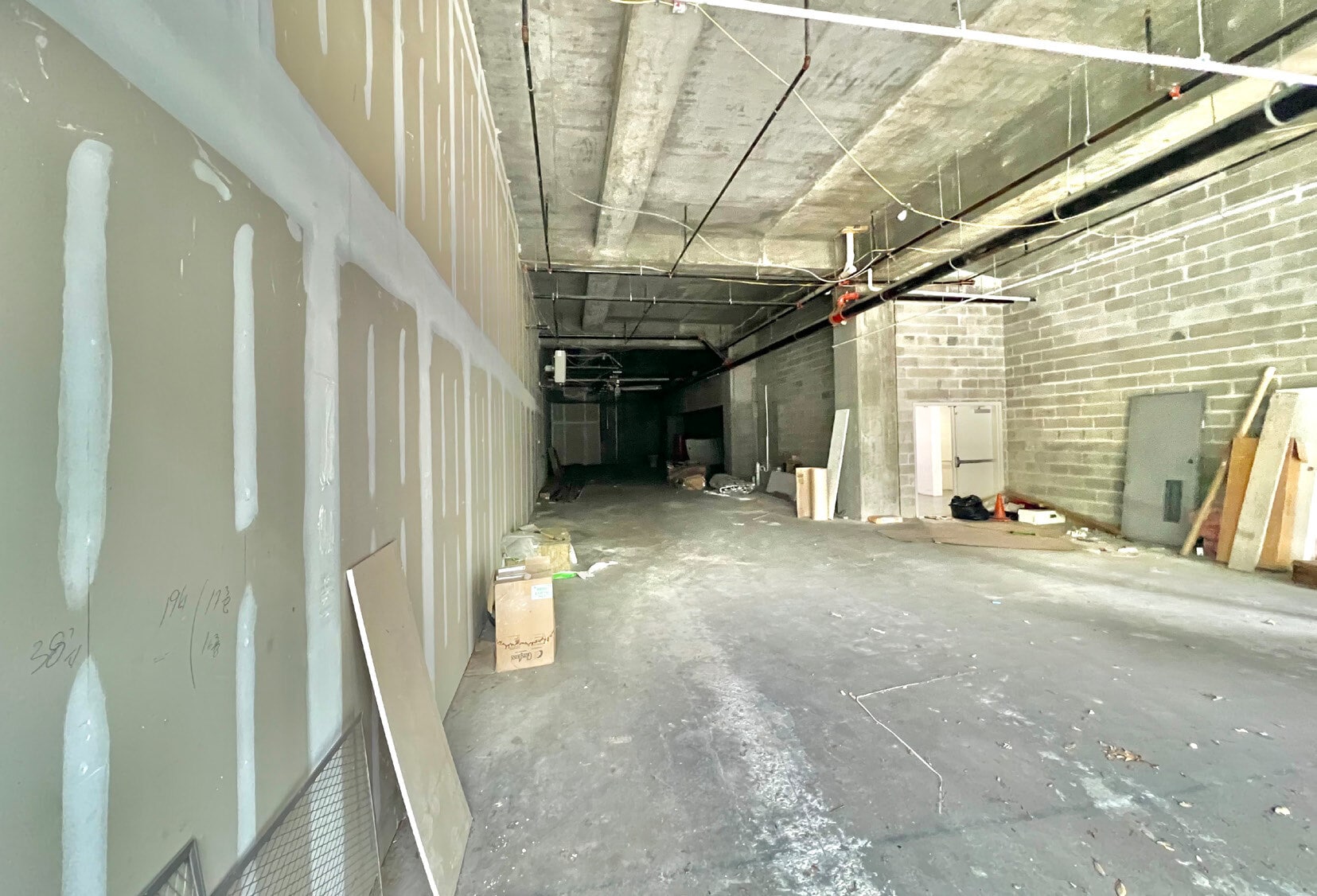 203 Gramatan Ave, Mount Vernon, NY for lease Interior Photo- Image 1 of 1