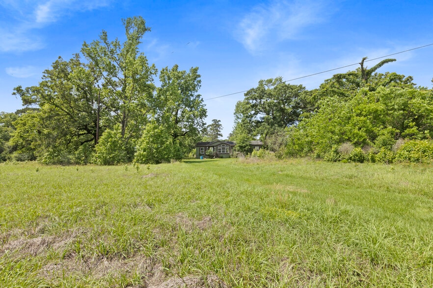 15780 FM 3083 Rd, Conroe, TX à louer - Photo du bâtiment - Image 2 de 4