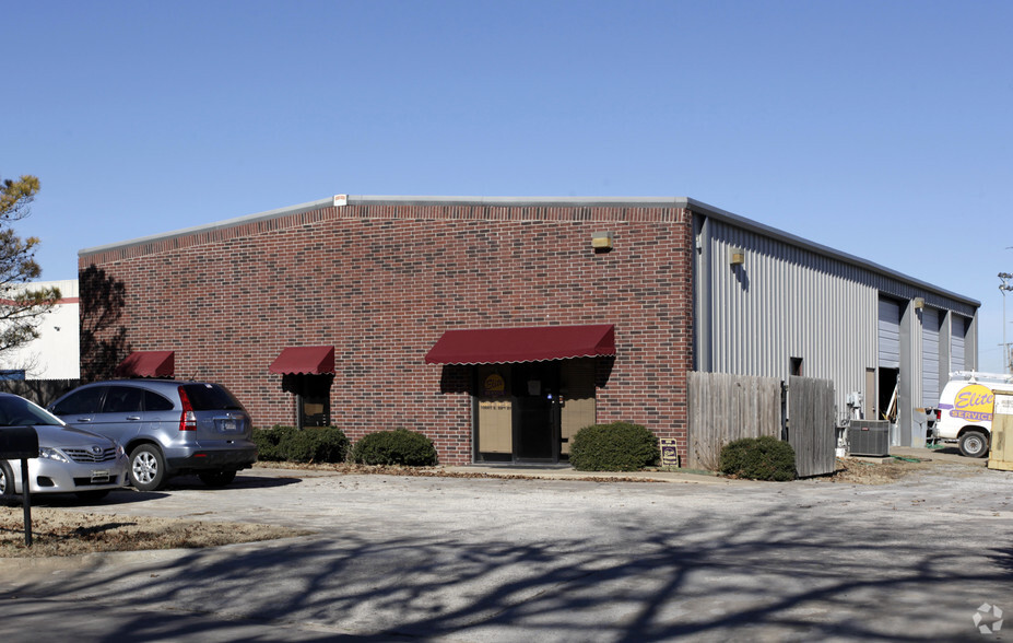 10007 E 59th St, Tulsa, OK for sale - Primary Photo - Image 1 of 1