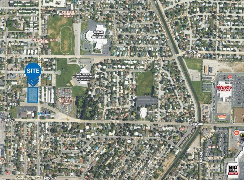 221 Fanning Ave, Idaho Falls, ID à vendre - Photo du bâtiment - Image 2 de 4