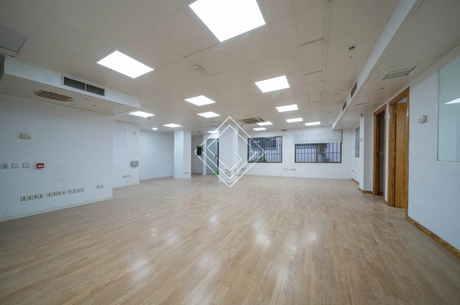 Madrid, MAD 28020 - Unit 1 -  - Interior Photo - Image 1 of 11