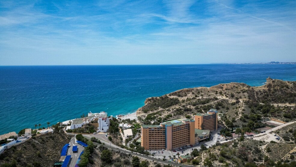 Charco, 50, VILLAJOYOSA, Alicante for sale - Building Photo - Image 2 of 24