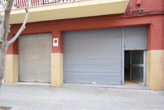 Plus de détails pour Multi-résidentiel à vendre