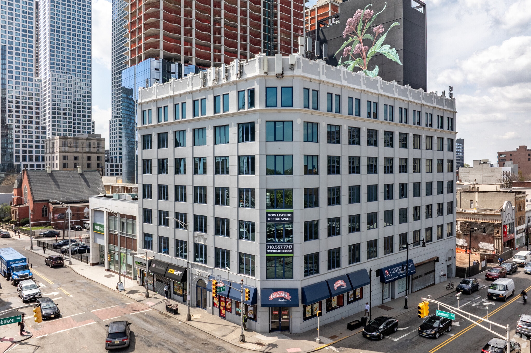 591 Summit Ave, Jersey City, NJ à louer Photo principale- Image 1 de 6