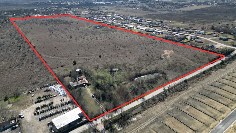 2058 Satterwhite Rd, Buda, TX à vendre - Aérien - Image 1 de 6