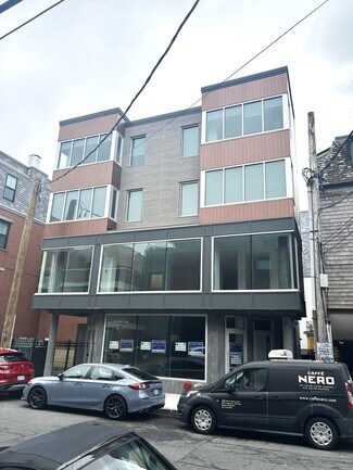 Plus de détails pour 235 Meeting St, Providence, RI - Bureau à vendre