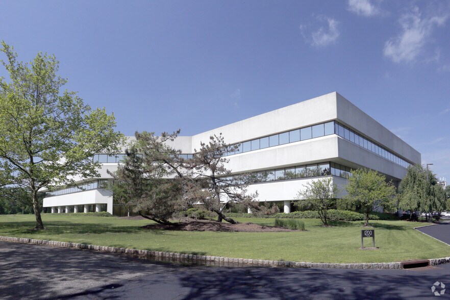 1200 Route 22 E, Bridgewater, NJ à louer - Photo du bâtiment - Image 3 de 23