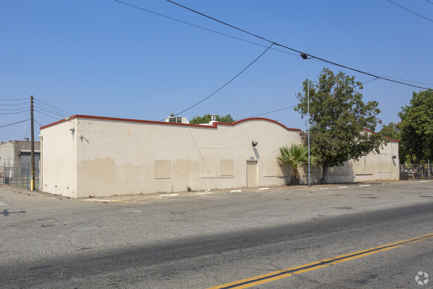 2222 S East Ave, Fresno, CA for sale - Primary Photo - Image 1 of 14