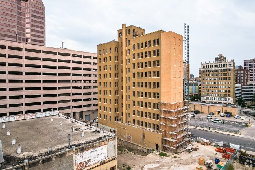 601 N Saint Marys St, San Antonio, TX à vendre - Photo du bâtiment - Image 3 de 10