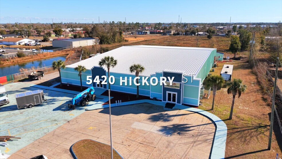 5420 Hickory St, Panama City, FL à vendre - Vidéo sur l’inscription commerciale - Image 2 de 50