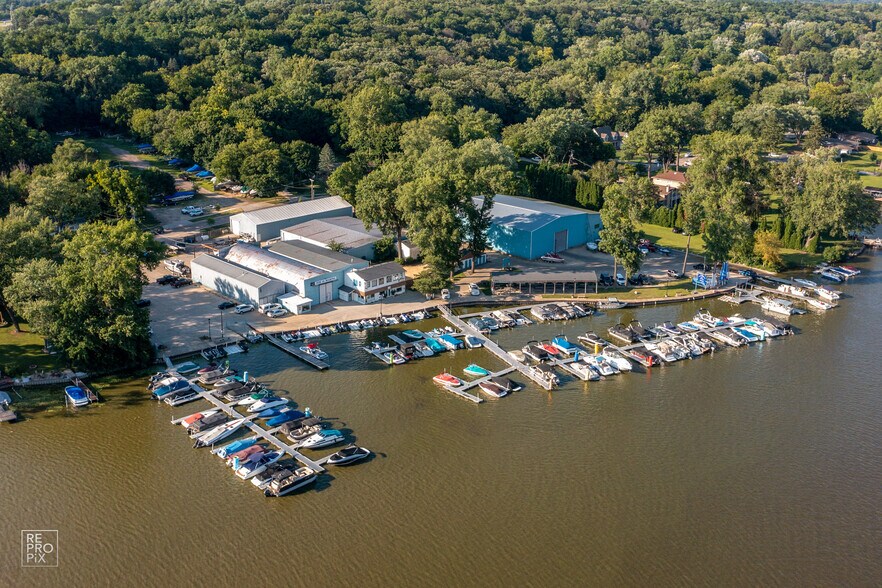 811 N Harrison St, Algonquin, IL à vendre - Aérien - Image 3 de 13