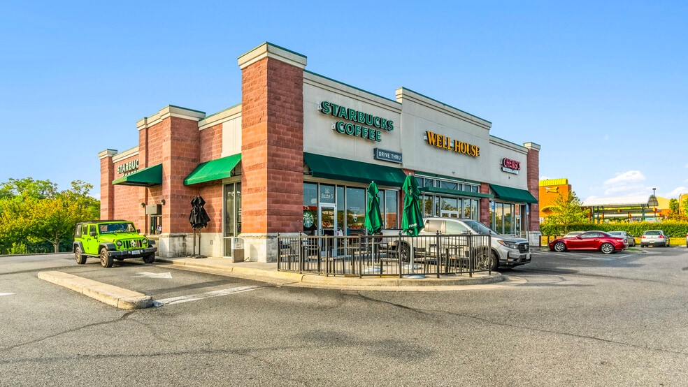 360-400 Gateway Dr, Winchester, VA for lease - Building Photo - Image 3 of 6