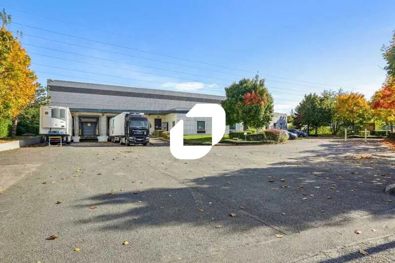 Flex dans Lisses à louer - Photo du bâtiment - Image 2 de 14