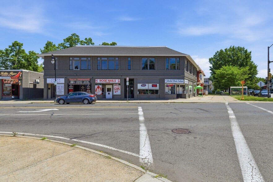 752 Sumner Ave, Springfield, MA for sale - Building Photo - Image 2 of 43