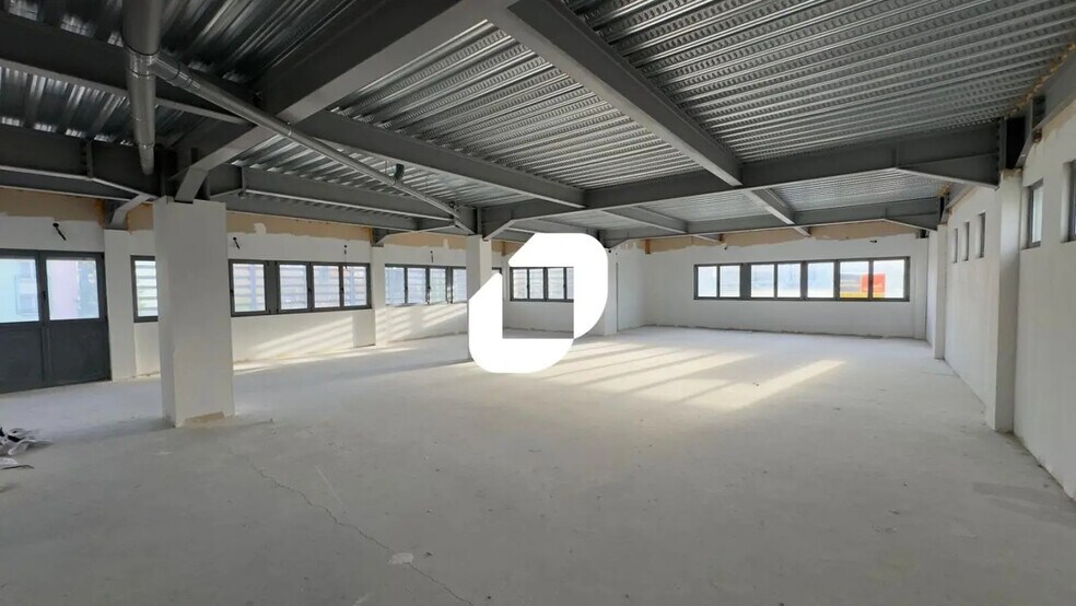 1 Rue Du Colonel Paulus, Haguenau for sale - Interior Photo - Image 2 of 6