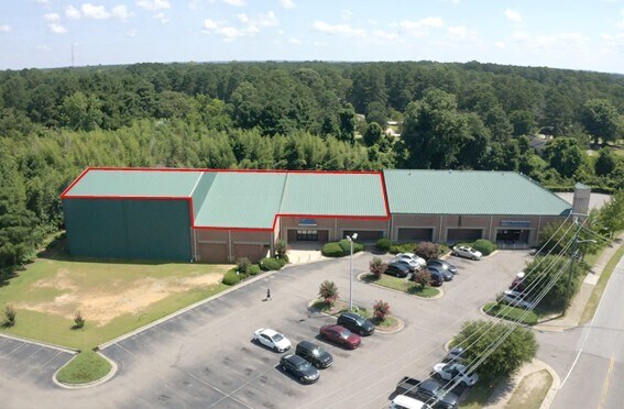 4610 Bragg Blvd, Fayetteville, NC à louer Photo du bâtiment- Image 1 de 13