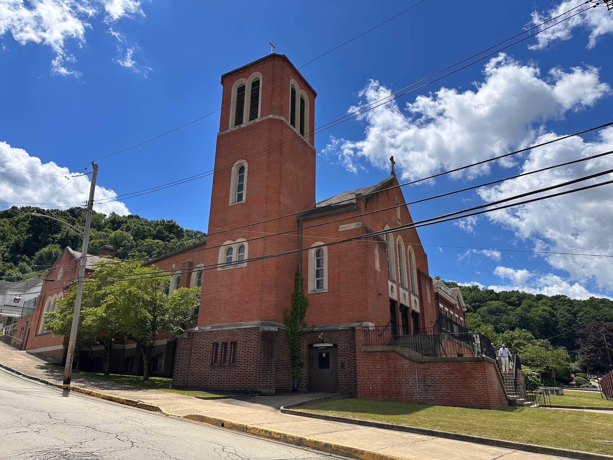 405 Westinghouse Ave, Wilmerding, PA for sale Primary Photo- Image 1 of 5