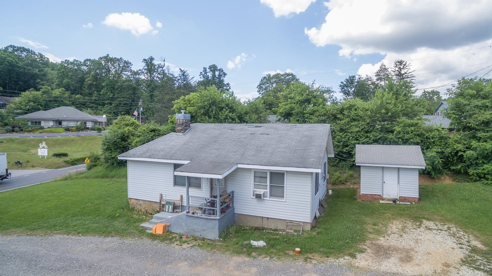 1 Cobble Dr, Asheville, NC à vendre - Photo du bâtiment - Image 1 de 1