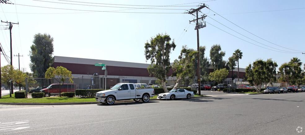 5950 Corvette St, Commerce, CA for lease - Building Photo - Image 3 of 6