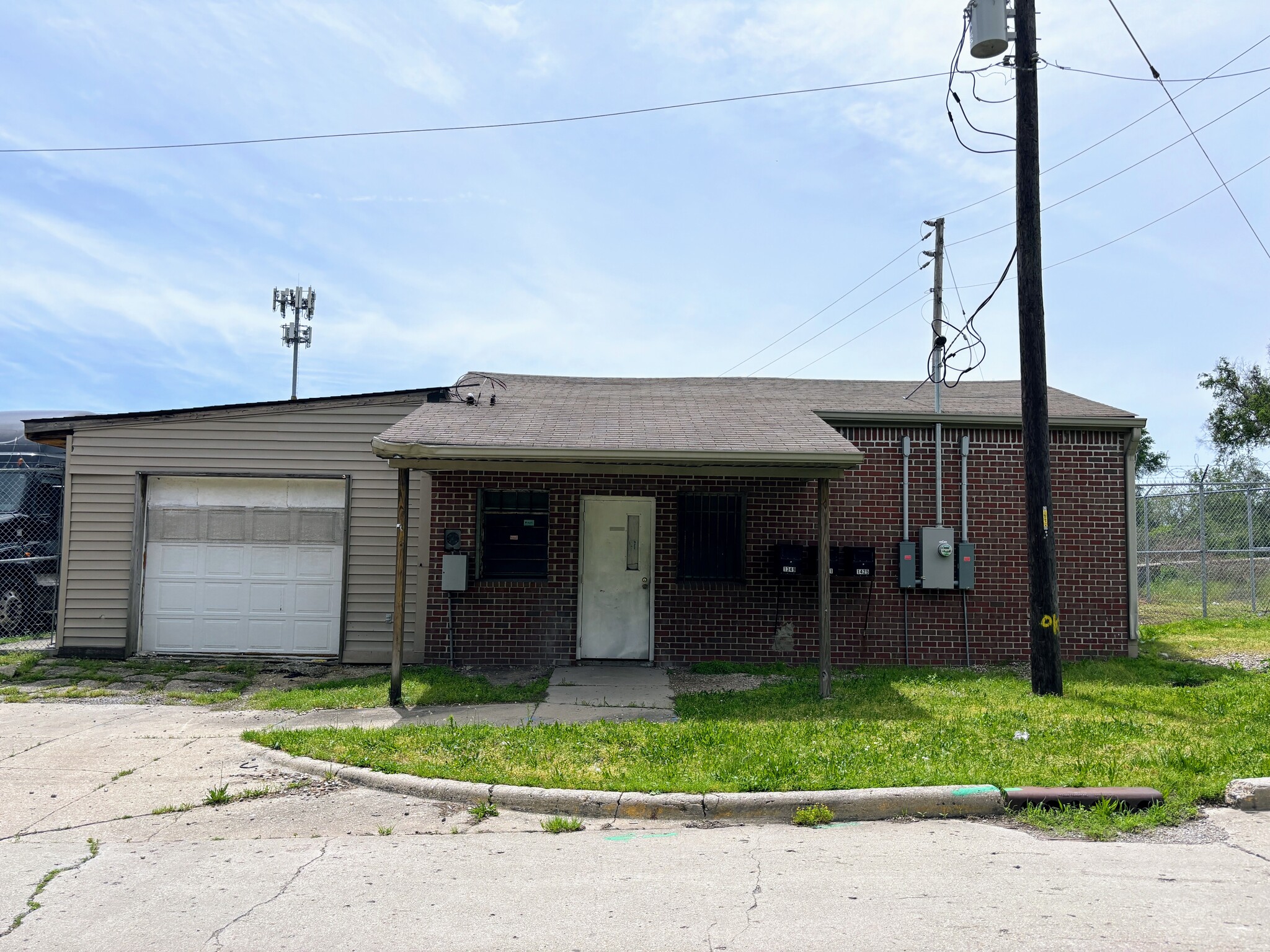 1425 W Ray St, Indianapolis, IN for lease Building Photo- Image 1 of 12