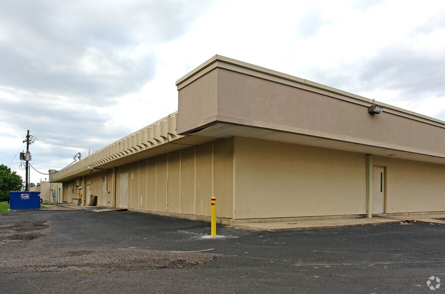 9490 Airline Hwy, Baton Rouge, LA à louer - Photo du bâtiment - Image 2 de 6