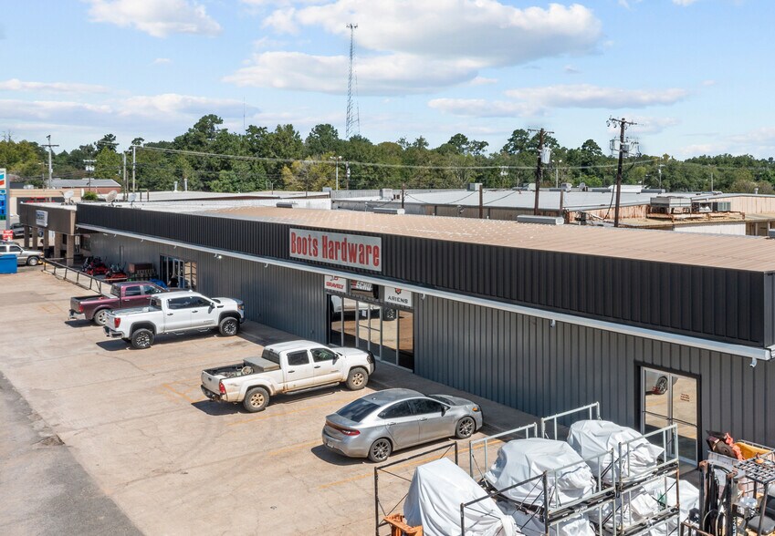 104 N Main St, Huntington, TX à louer - Photo du bâtiment - Image 2 de 19