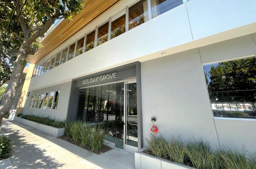 855 Oak Grove Ave, Menlo Park, CA à louer - Photo principale - Image 1 de 17