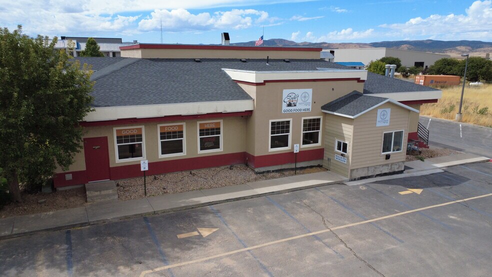 2100 S Main St, Nephi, UT à louer - Photo du bâtiment - Image 2 de 17