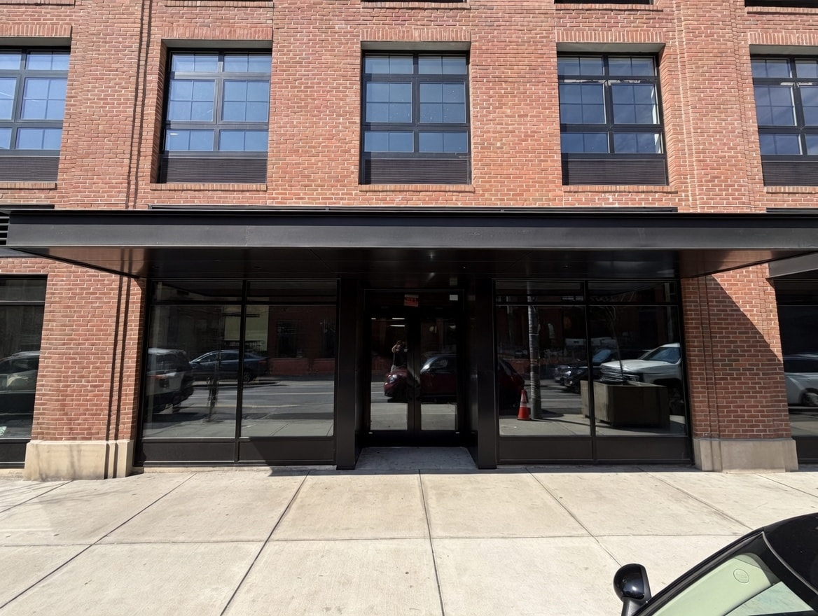 1122 Frankford Ave, Philadelphia, PA à louer Photo intérieure- Image 1 de 3