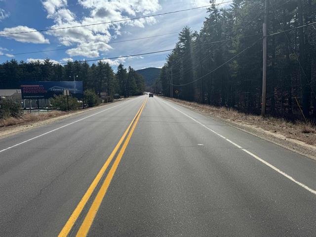 White Mountain Highway, Tamworth, NH à vendre - Photo du bâtiment - Image 2 de 5