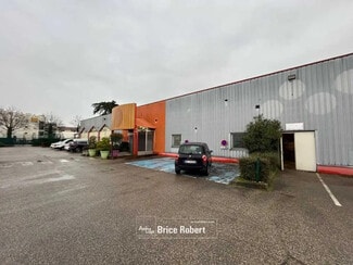 Plus de détails pour Local d'activités à louer