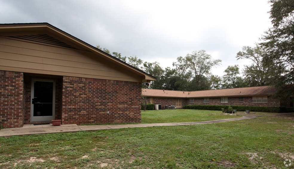 117 Pace Pky, Cantonment, FL for sale - Building Photo - Image 3 of 9
