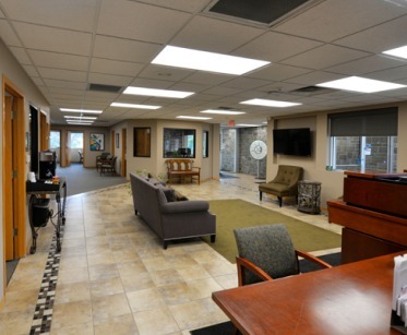 210 N 17th Ave, Wausau, WI for sale - Lobby - Image 3 of 8