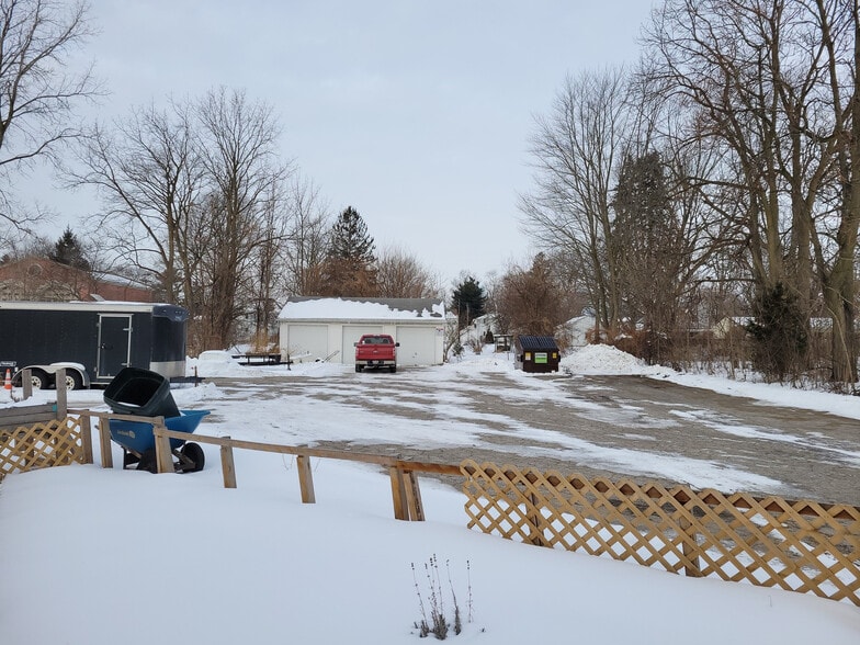 5753 Main St, Sylvania, OH for sale - Building Photo - Image 2 of 8