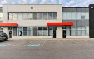 Plus de détails pour 60 Great Gulf Dr, Concord, ON - Industriel à vendre