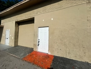 6225 Johnson St, Hollywood, FL for lease Interior Photo- Image 2 of 12