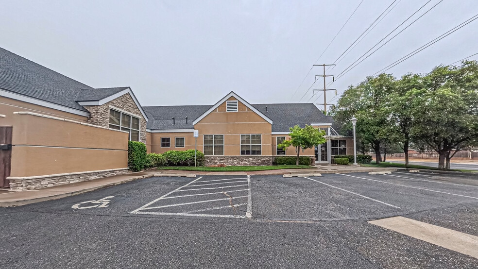 7901 SW 45th Ave, Amarillo, TX à louer - Photo du bâtiment - Image 3 de 26