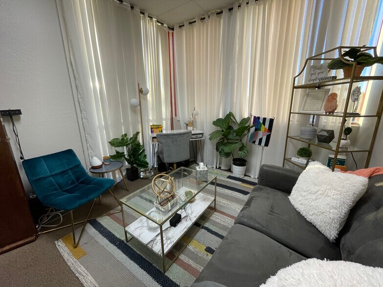 4111 E Valley Auto Dr, Mesa, AZ à louer - Photo intérieure - Image 3 de 10