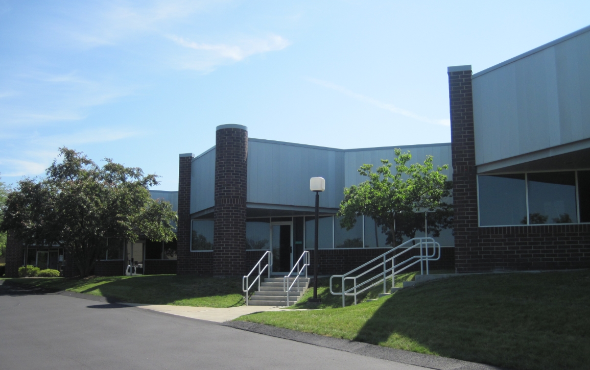 150-168 Industry Dr, Pittsburgh, PA for lease Primary Photo- Image 1 of 8