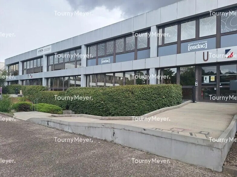 Bureau dans Bordeaux à louer - Photo du bâtiment - Image 1 de 10